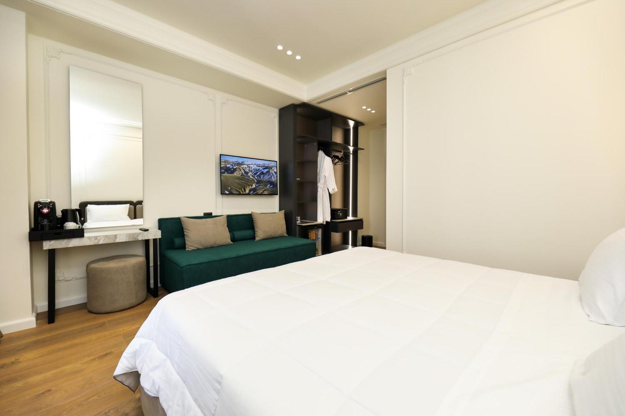 Hotel Adore Vlorë 外观 照片