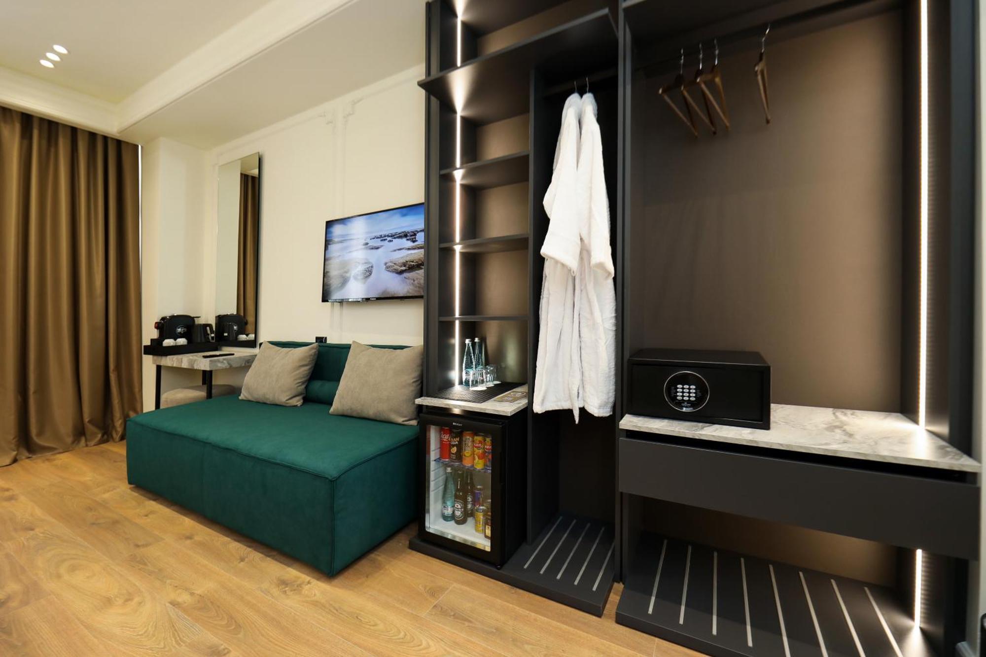 Hotel Adore Vlorë 外观 照片