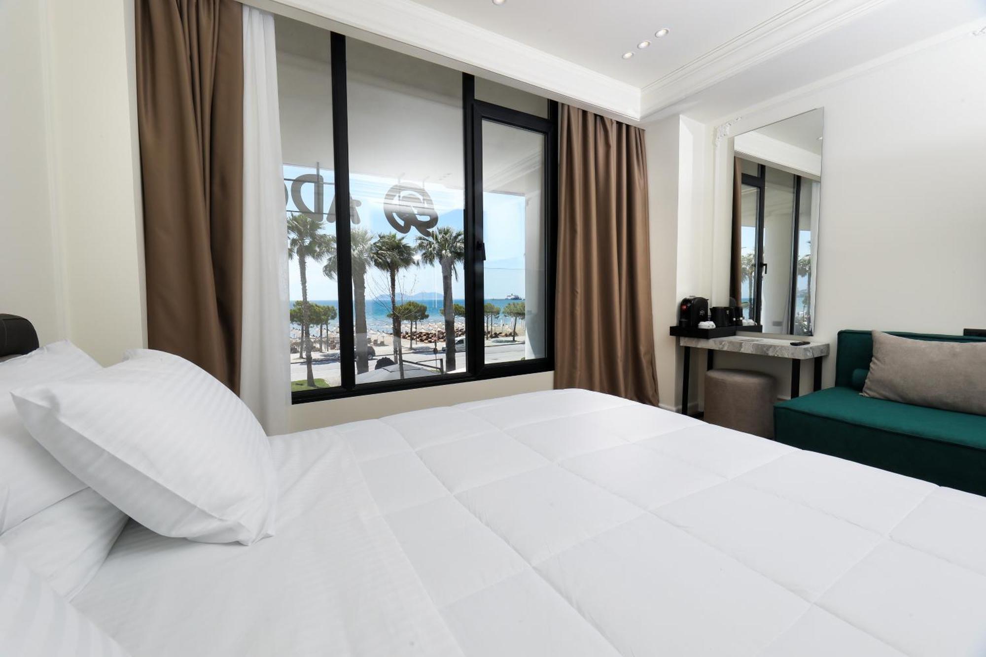 Hotel Adore Vlorë 外观 照片