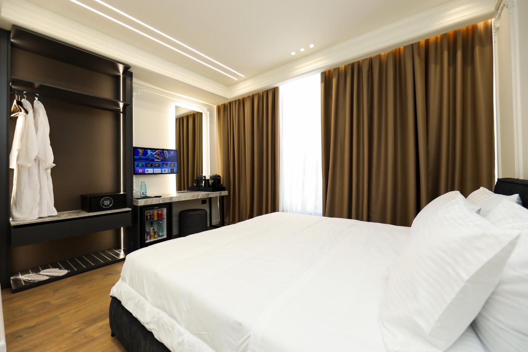 Hotel Adore Vlorë 外观 照片