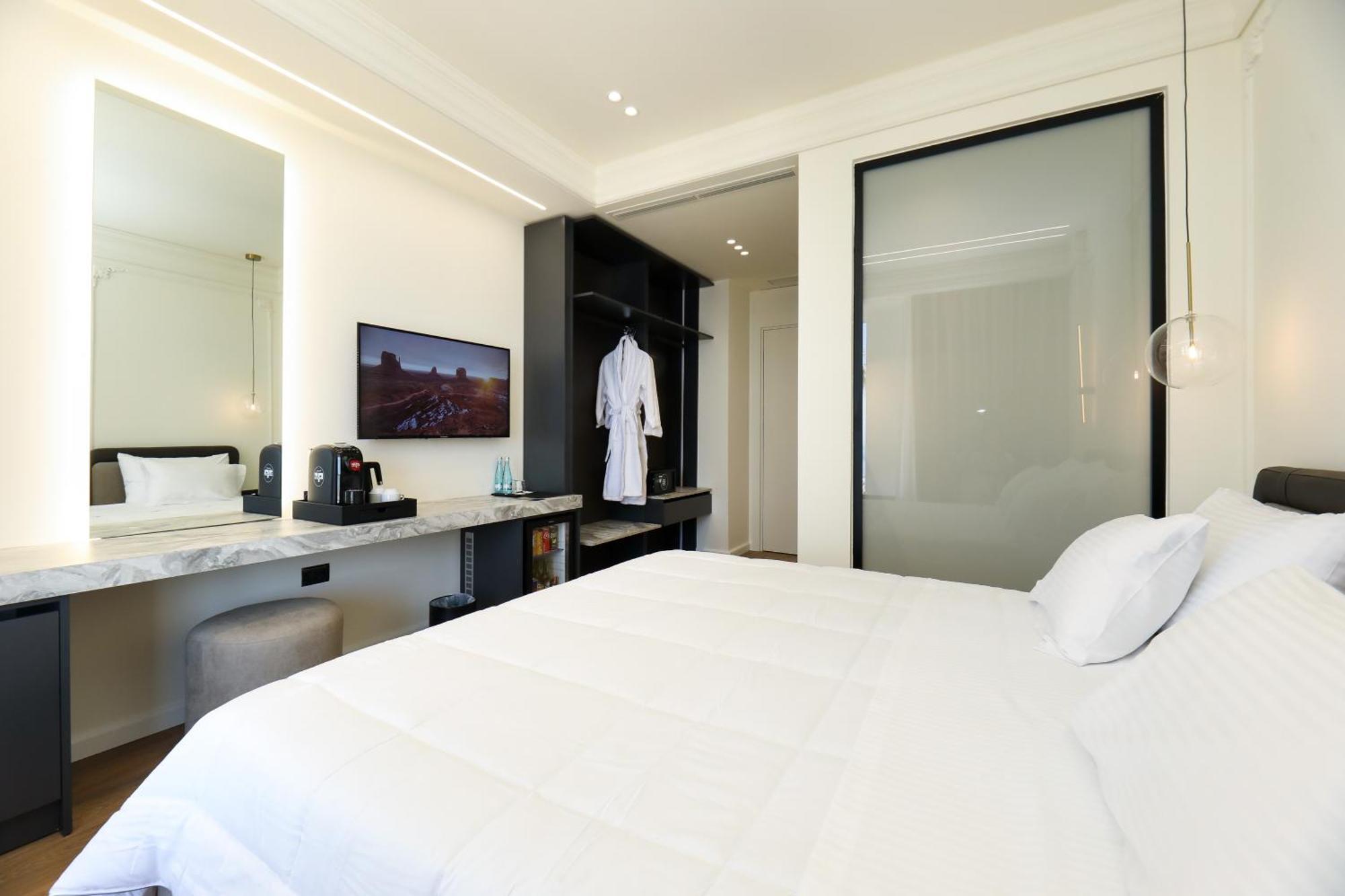 Hotel Adore Vlorë 外观 照片
